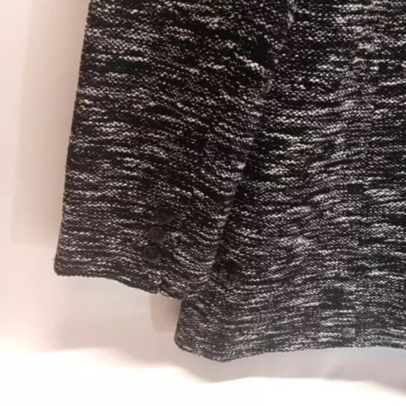 Talbots Ladies Marled Black White Tweed 2 Button Blazer Jacket Size 12 Lined EUC - Picture 8 of 11